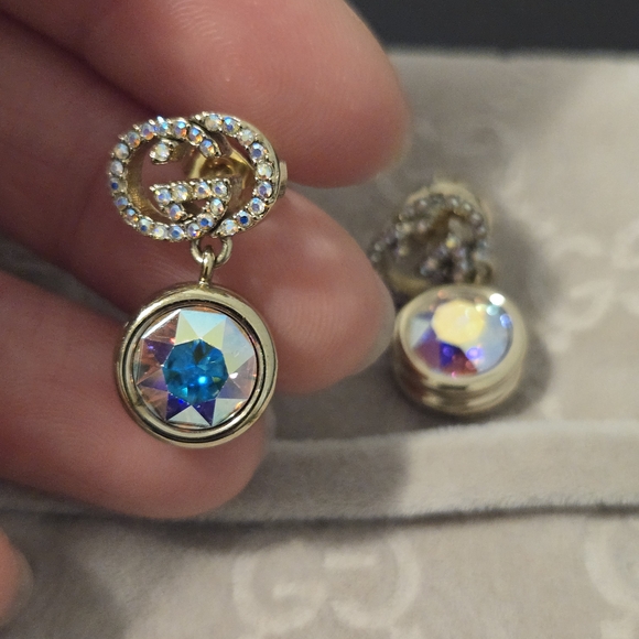 Authentic Gucci GG Interlocking Rhinestone Earrings - Picture 5 of 11